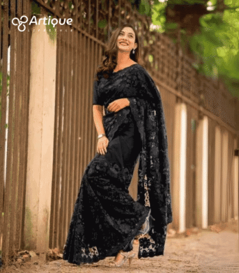 অরিজিনাল চিনিগুঁড়া ফেব্রিক এমব্রয়ডারি করা শাড়ি